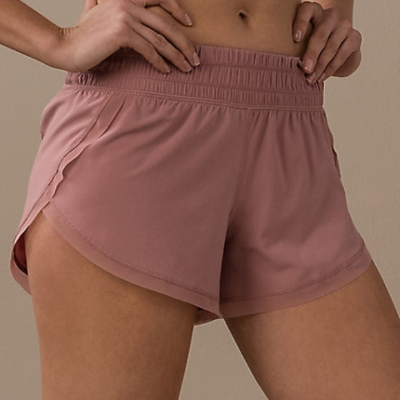 lululemon athletica Pants - Lululemon Anew Shorts in Dusty Pink/Quicksand Sz 6